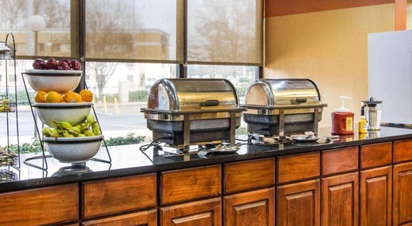 Americinn By Wyndham Memphis East Екстер'єр фото