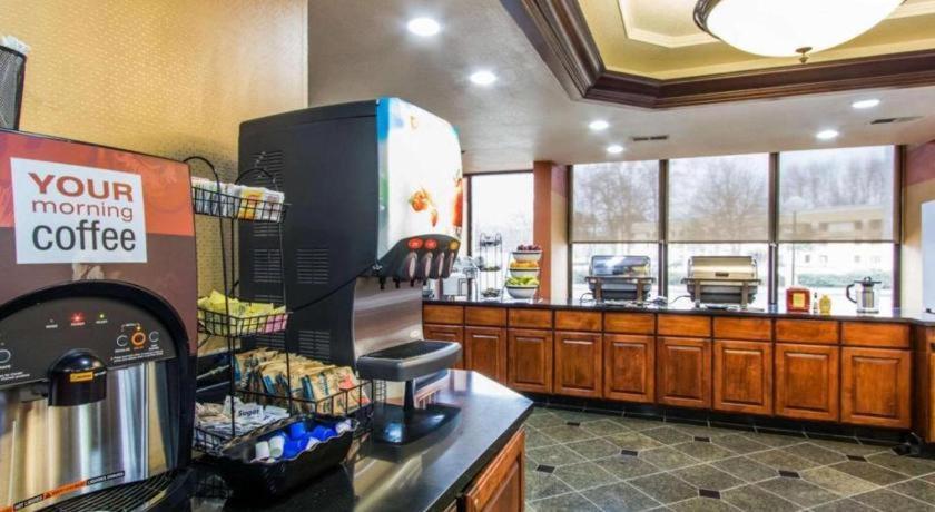 Americinn By Wyndham Memphis East Екстер'єр фото
